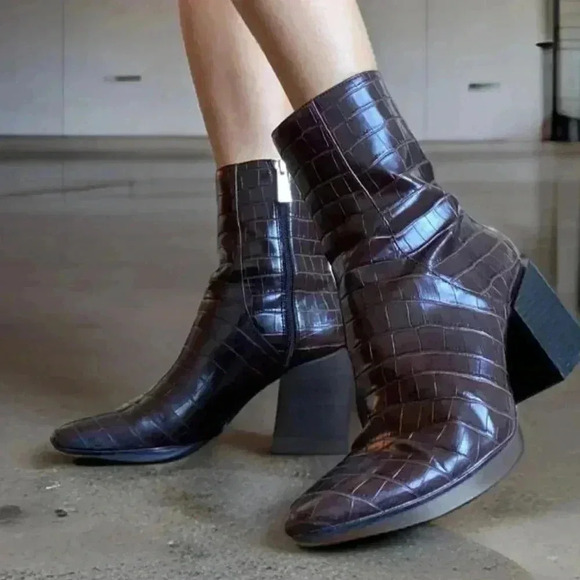 Zara Embossed Square Heel Brown Boots Size 7.5 EU 38 Faux Croc Blogger Fav - Picture 1 of 12
